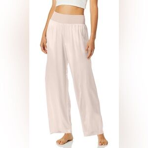 EUC PJ Harlow Lola Pant Size Medium Blush Pink